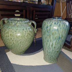 Set of 2 Glazed Ceramic Vases
