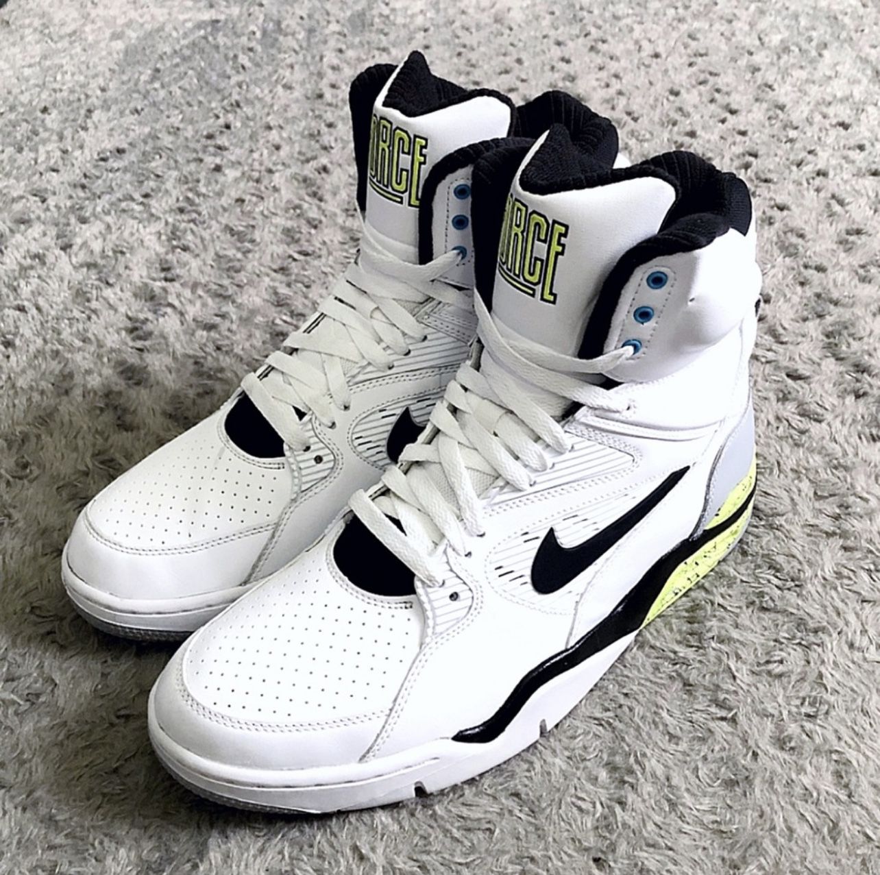Men's Nike Air Command Force Pumps Billy Hoyle sneakers. Released 2014  Color White/Black-Wolf Grey-Volt Men's Style# 684715-100 Great condition!  (no b for Sale in Washington, DC - OfferUp