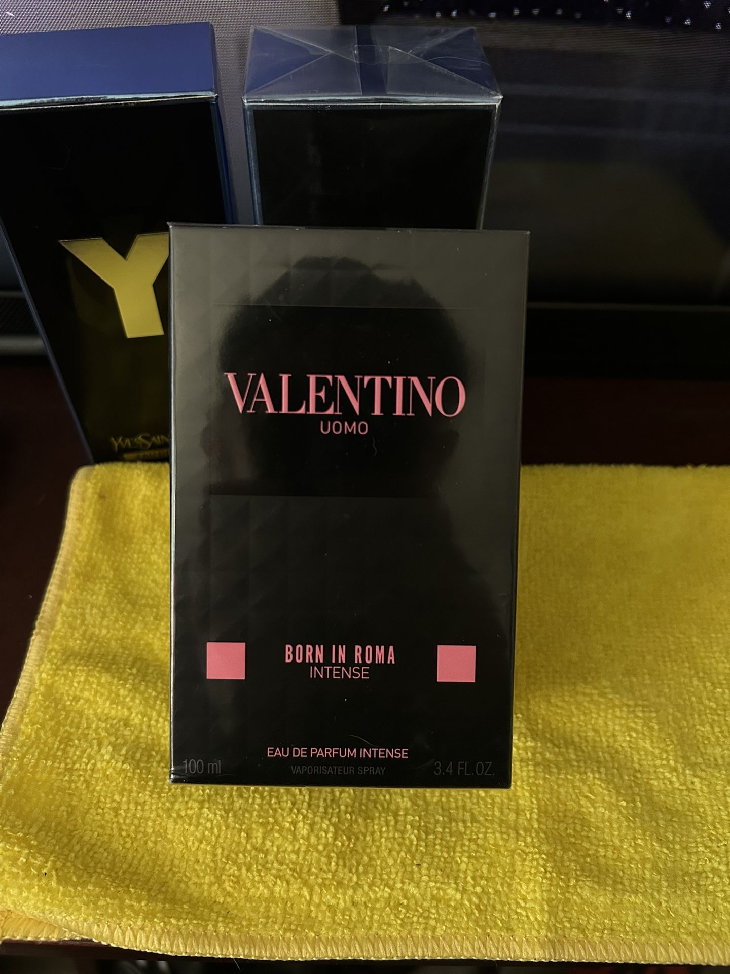 Valentino cologne 
