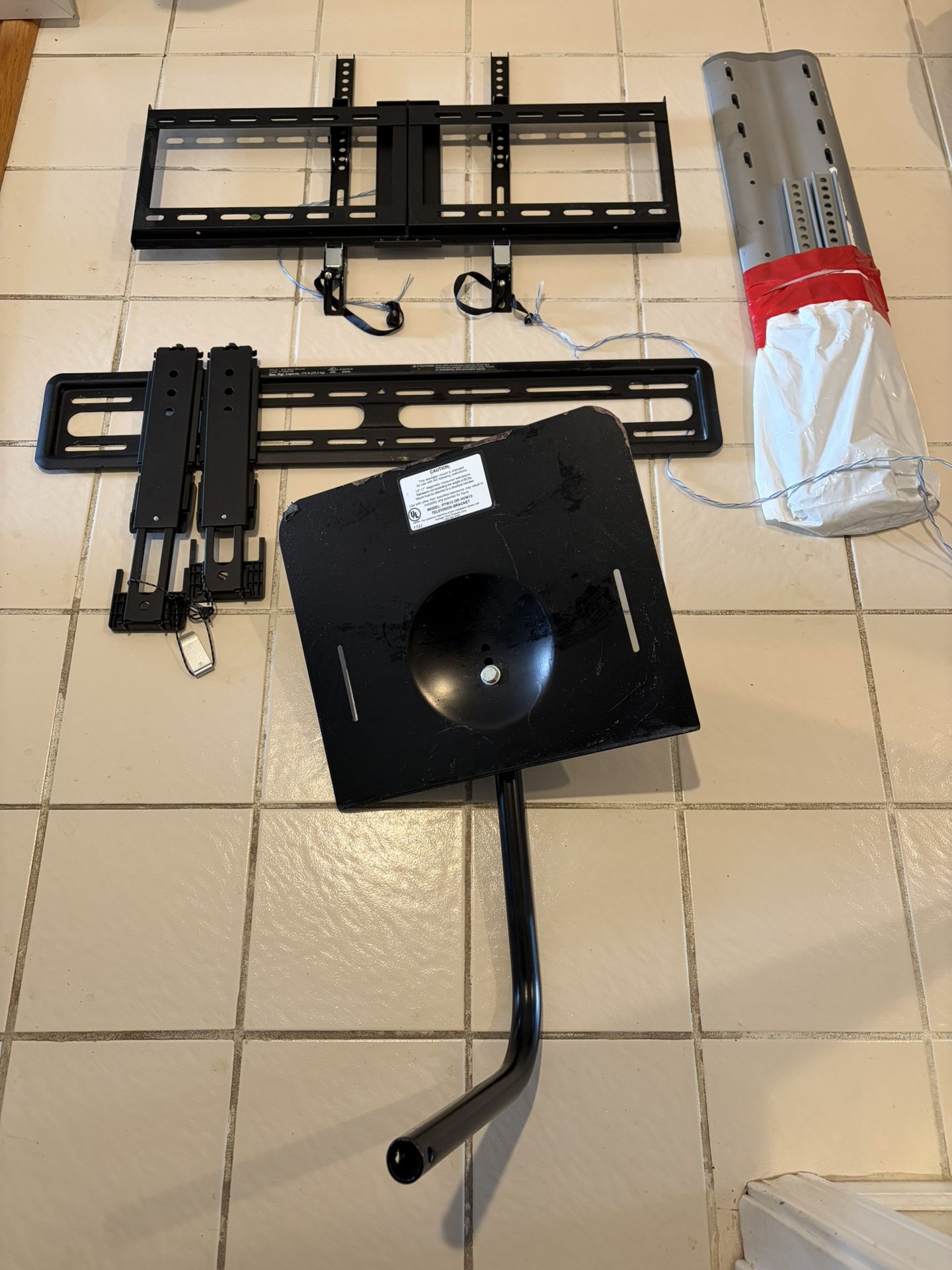 Wall mount for Smart TV
