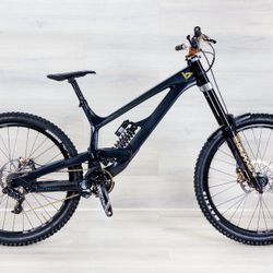 YT Tues, Size - XXL, 2023 Full suspension DH MTB