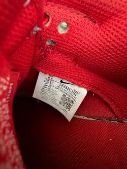 Red and white dunks 8.5 men’s
