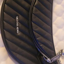 Michael Kors Peyton Quilted Belt Bag Fanny Pack Black w Chrome Hardware
