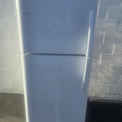 Frigidaire apartment fridge