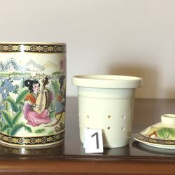 Porcelain Mugs with Filter   Set/3 Pc