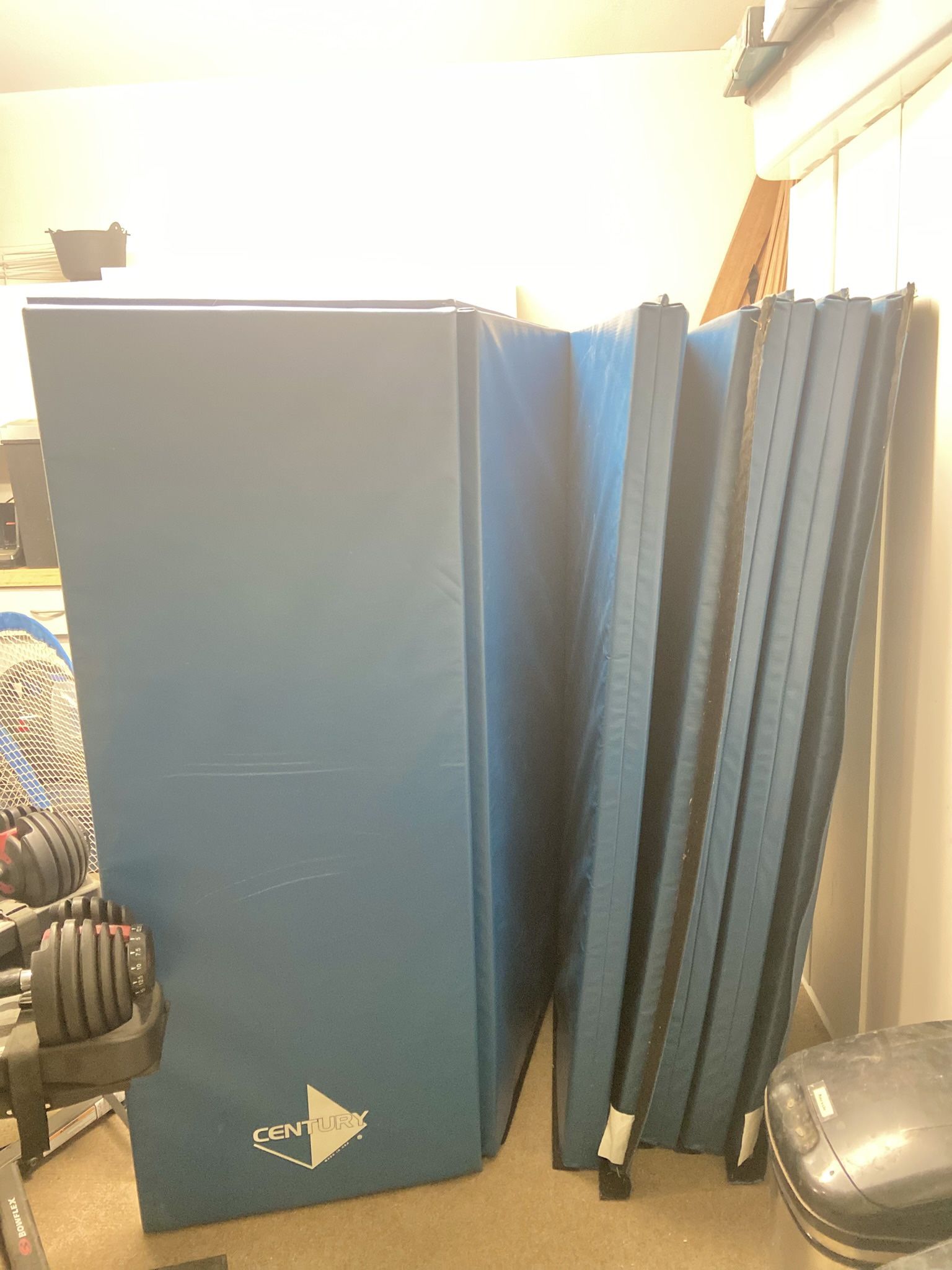 Folding Wrestling Mats