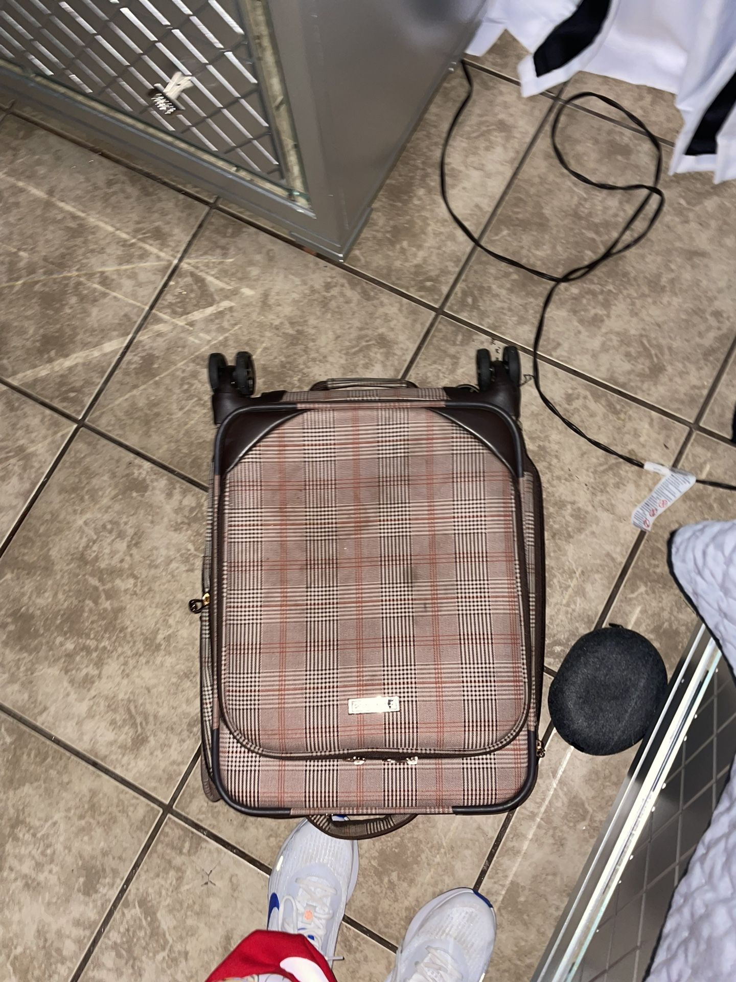 Suitcase 
