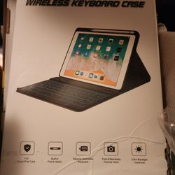 Wireless keyboard case ipad  10.2 inch emerald green