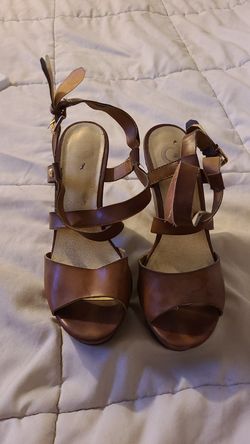 Guess wedge heels