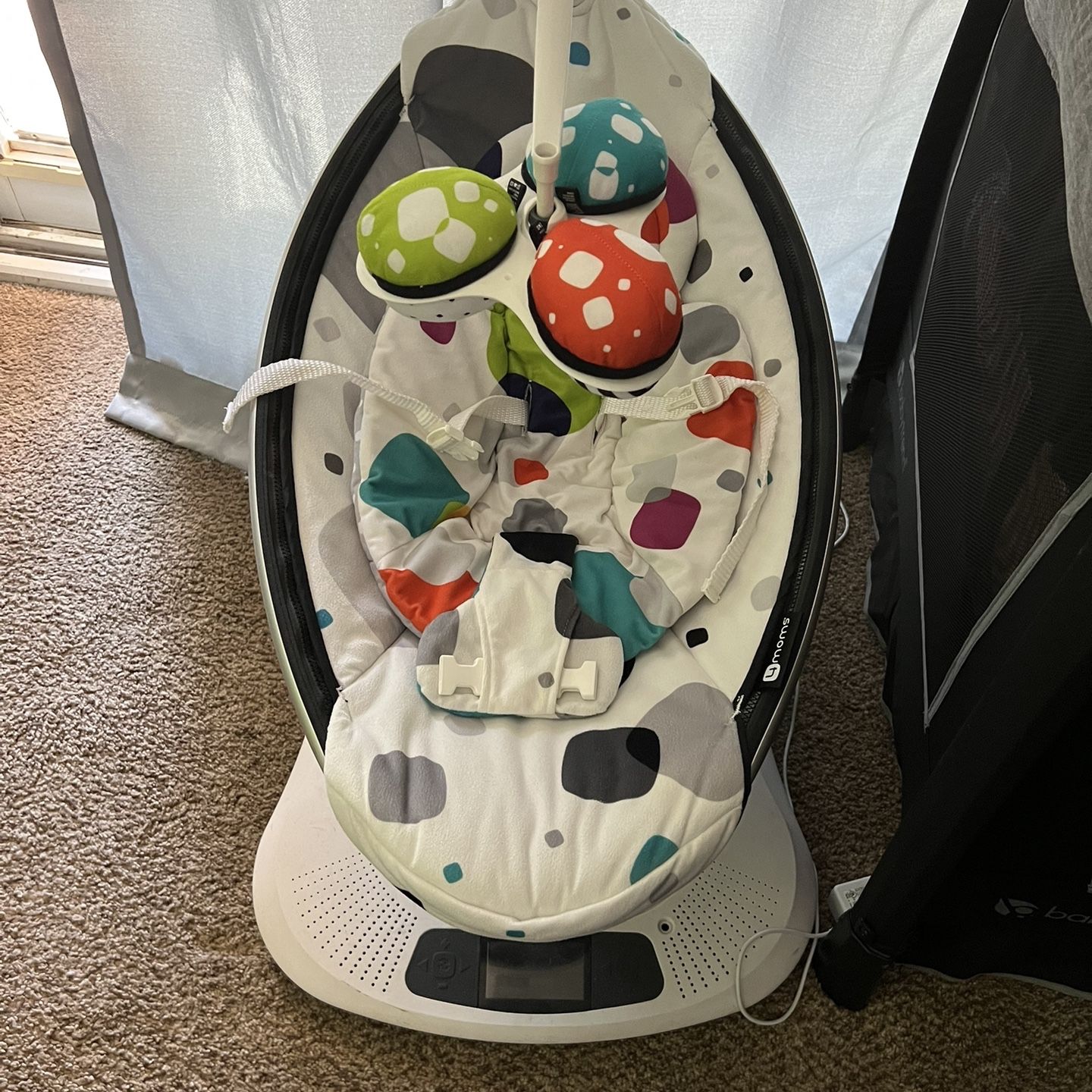 4Moms Mamaroo Model 1026 for Sale in Fresno, CA - OfferUp