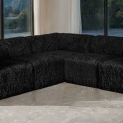 Brand New Black Super Plush Compressed Foam Modular Sectional Sofa 