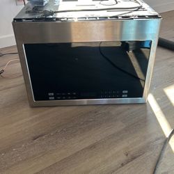 Haier Over The Range Microwave 