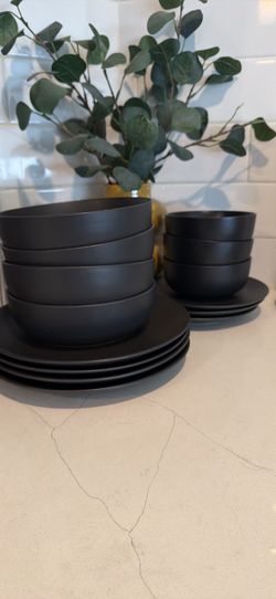 Ceramic Dish/Bowl Set