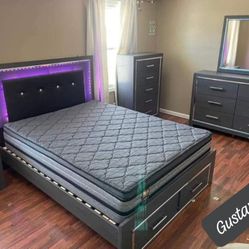 $10 Down finance or Cash  Led Storage Bedroom Set Queen/King Bed Dresser nightstand mirror