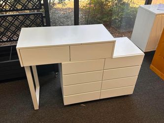 Extended Desktop 10 Drawers Chest of Drawer Without Handle Vanity for Bedroom（crack）