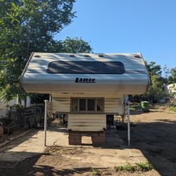 1985 Lance Camper - Sun Valley (91352)