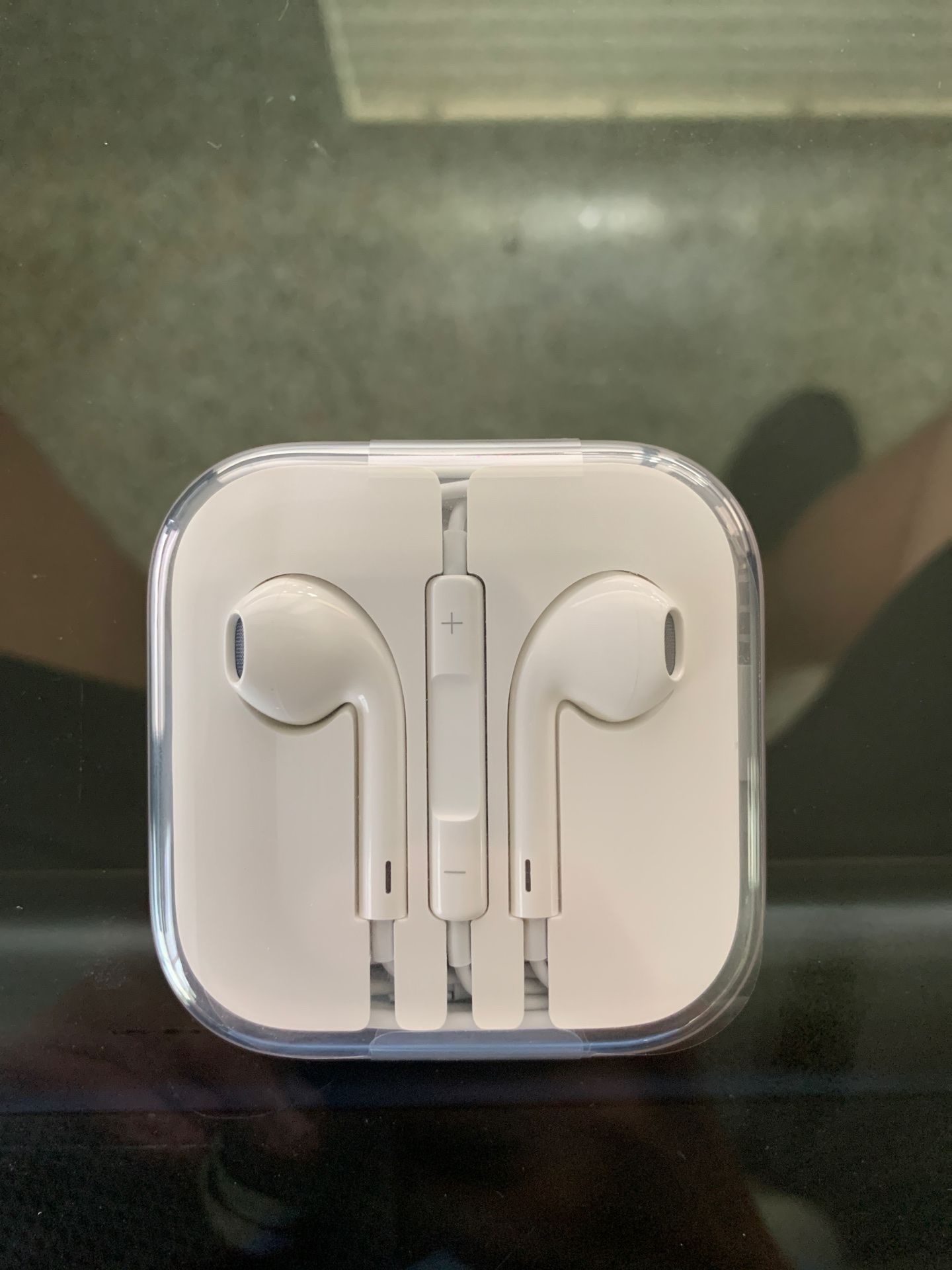 EarPods with 3.5 mm Headphone Plug