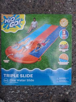 Kids waterside
