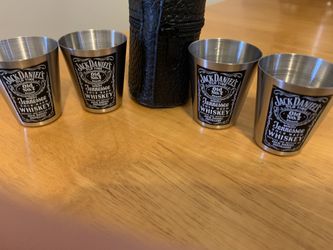 Wow jack Daniels shot glass set