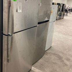 Refrigerators Frigidaire/GE/LG 3Q