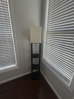 Lamp with charging port