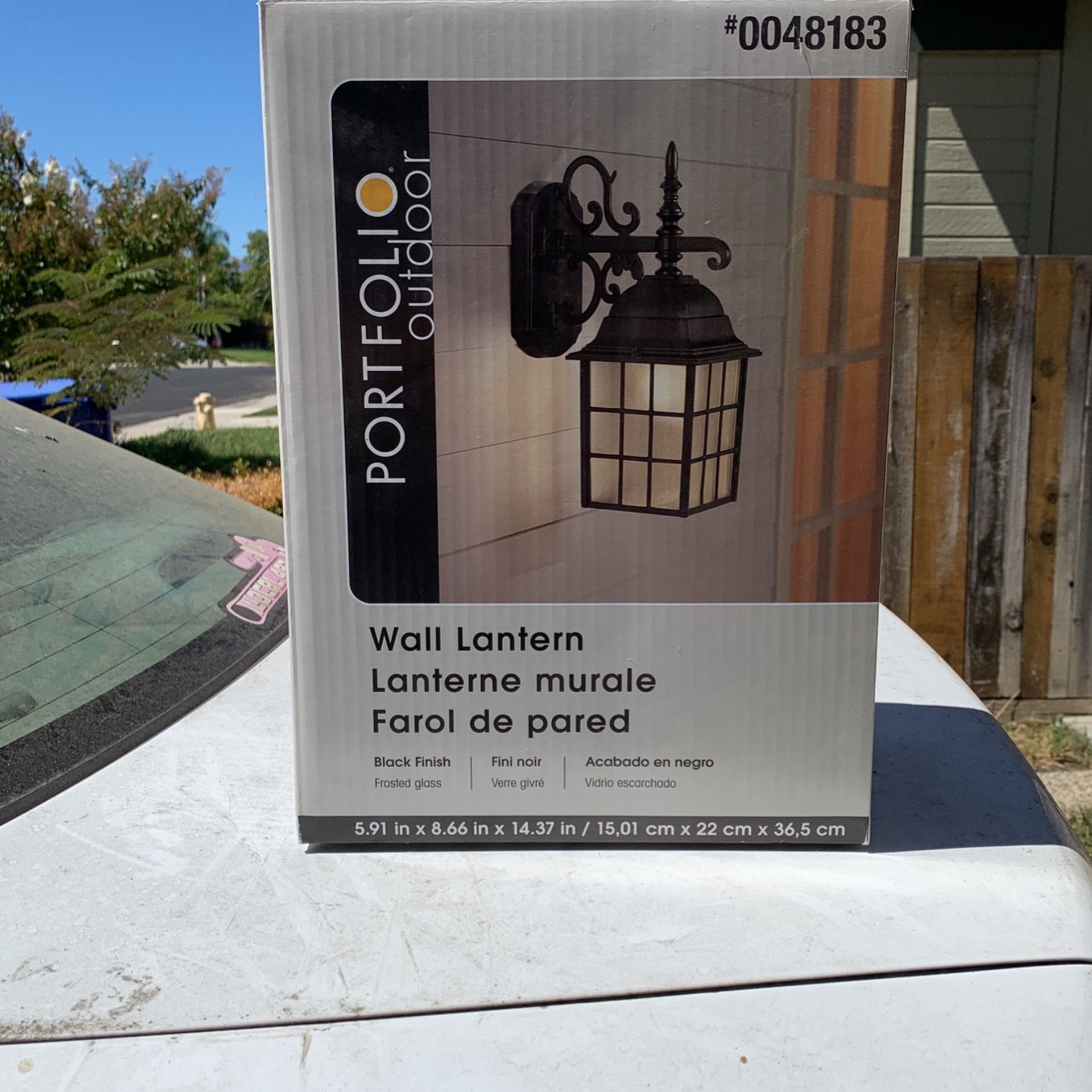 Portfolio Outdoor Light