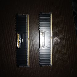 2 Ram Sticks DDR4 16GB EACH 