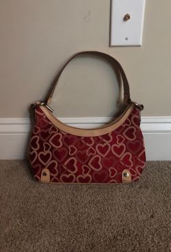 Hearts purse