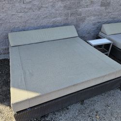 Swimming Pool Lounge Day Beds (Read Full Description)