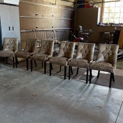 Only 6 Chairs On Good Condition 