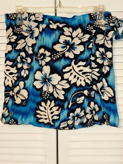 Tiki Palm Vintage Blue Hawaiian Hibiscus Floral Wrap Mini Skirt - Size Large (15" Length)