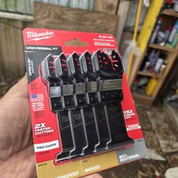 Multi tools blades  $20 x 5 blades firme área jersey village 77O41