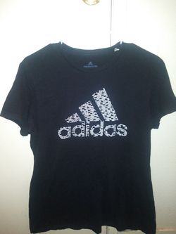 Adidas shirt size large