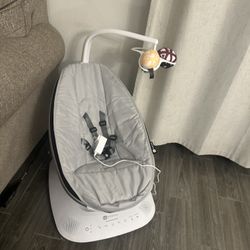 4 Moms Baby Swing