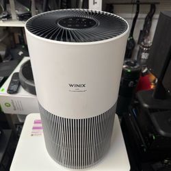 Winix C610 Air Purifier with True HEPA and Carbon Filter, Captures Smoke, Allergens, Odors