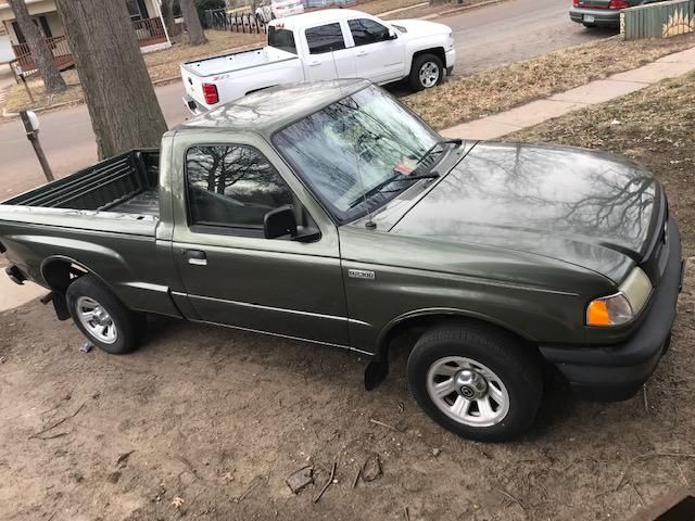 2002 Mazda Truck