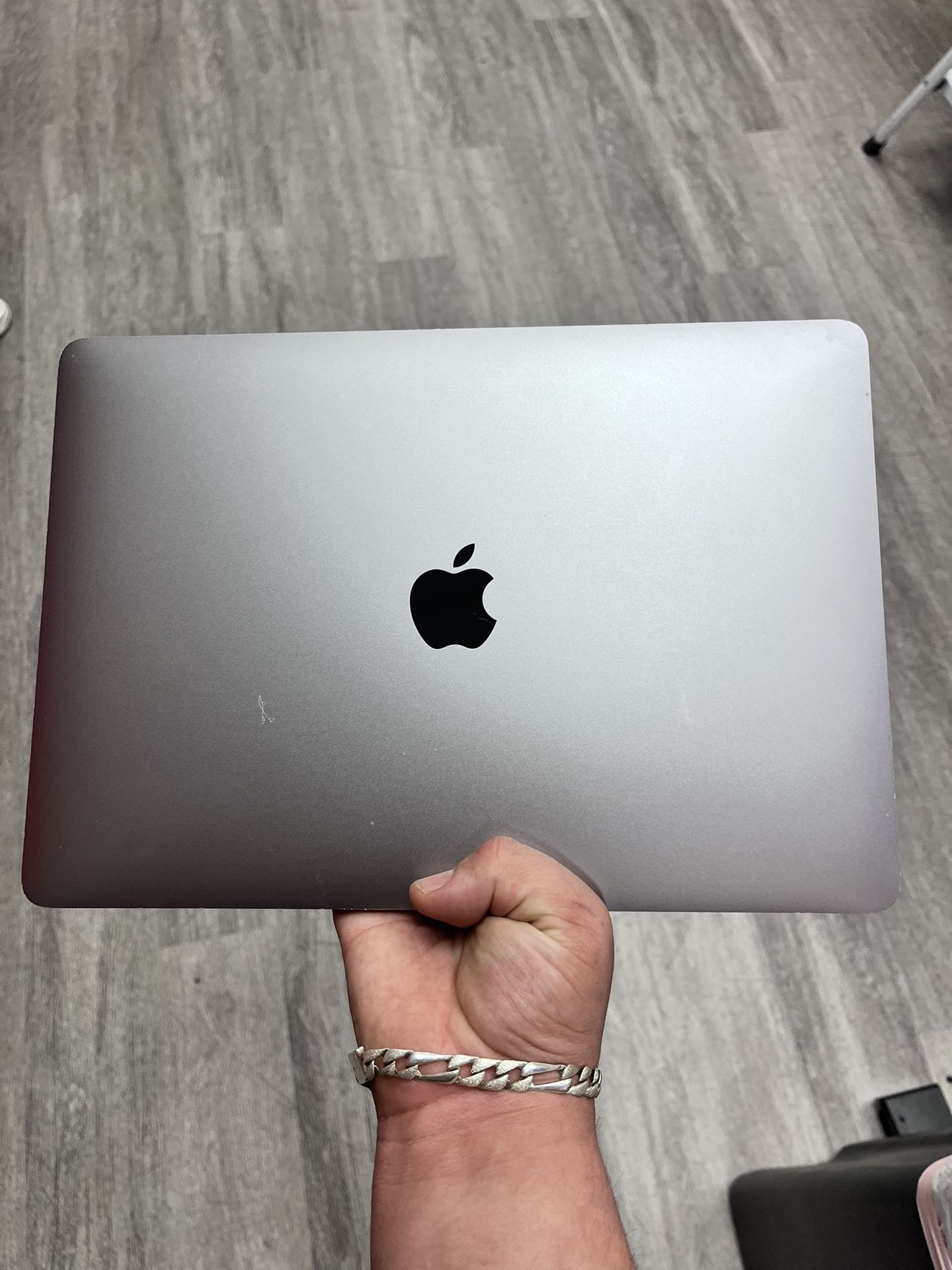 MacBook Pro 2017 256gb