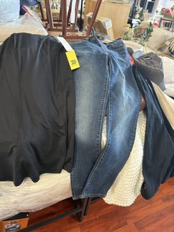 Wholesale Clothes // Ropa Por Mayoreo 