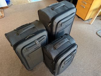 Brookstone Harbour 3 Pieces Softside Spinner Luggage - Dark Charcoal