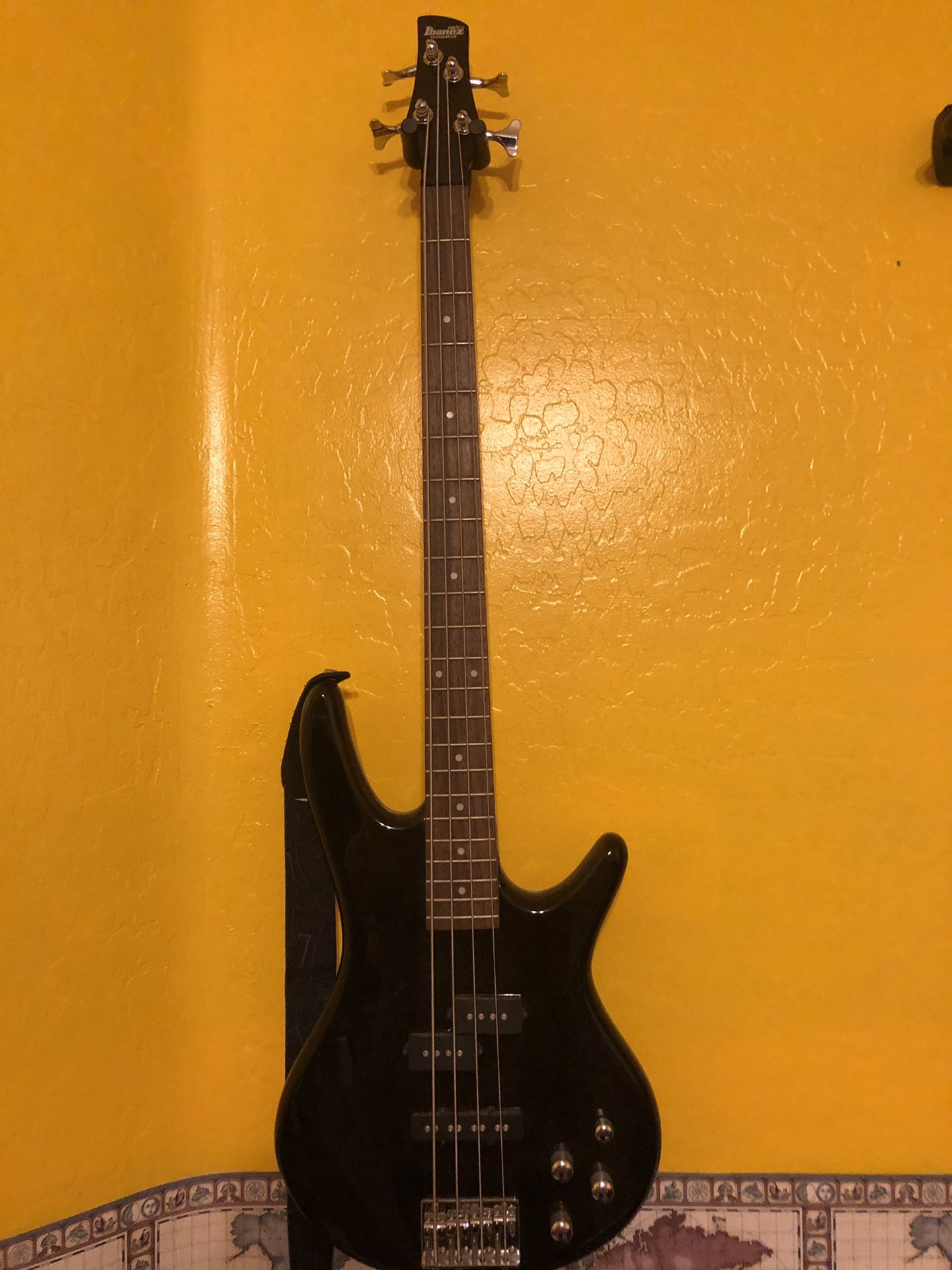 Ibanez GSR200BK 4 String Electric Bass Guitar (Black)