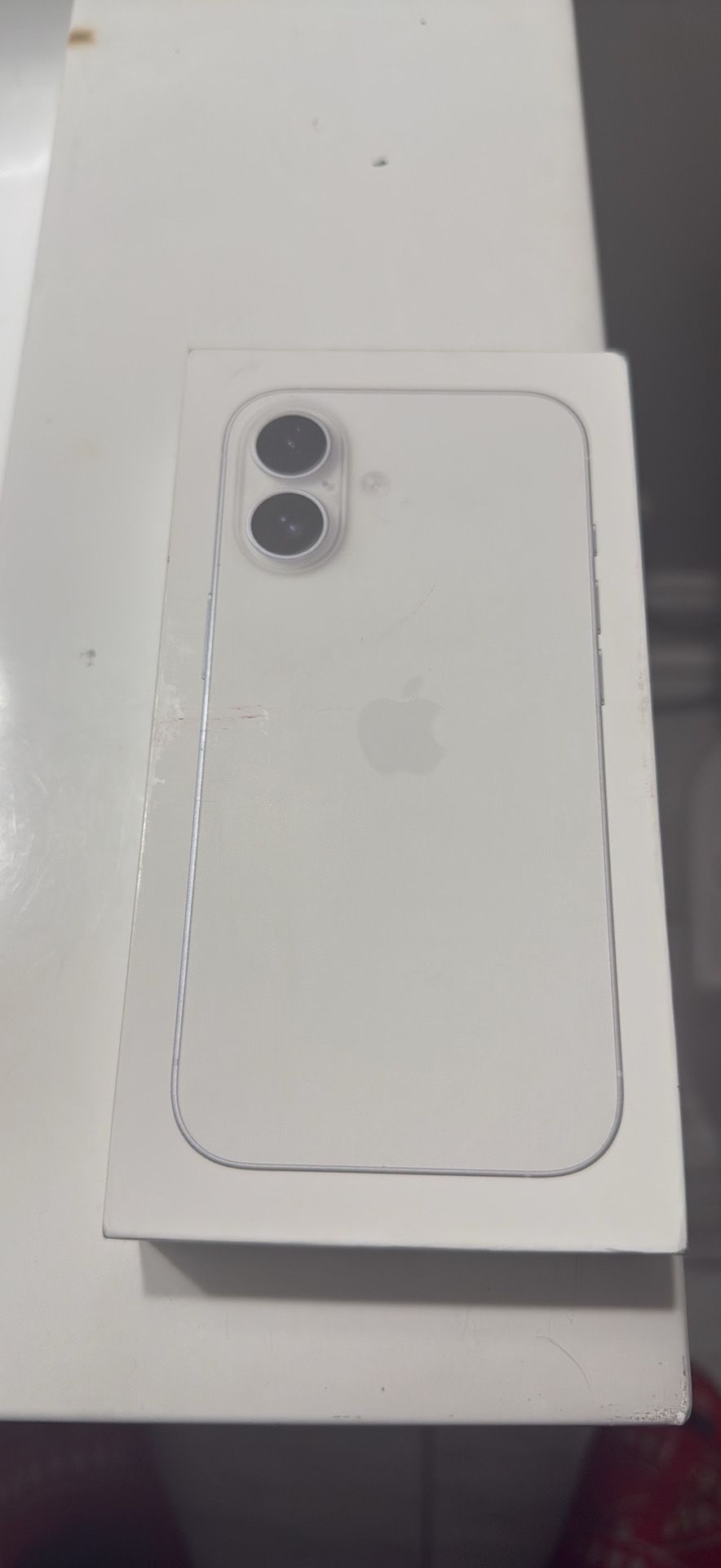 iPhone 16 Unlocked Version