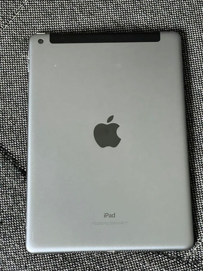 iPad 6 , Sixth Generation , Unlocked Cellular and iCloud , Wi-Fi Internet, Excellent Condition, Usable all Company Sim