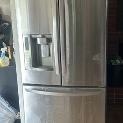 LG refrigerator 