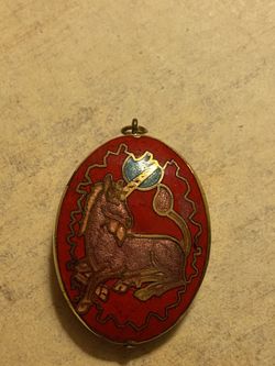 Unicorn pendent