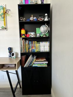 Bookshelve