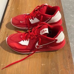 Kyrie 5 Low University Red