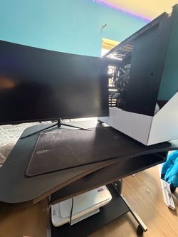 Gaming setup (monitor/pc)