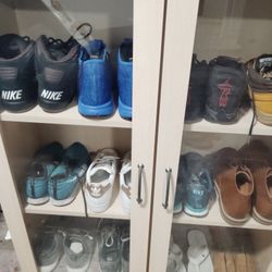 Nike Shoe Collection With Closet