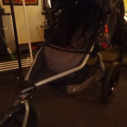 Bob 3 Wheel Stroller 