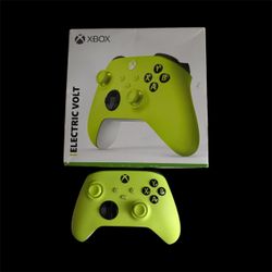 Xbox Wireless Controller – Electric Volt